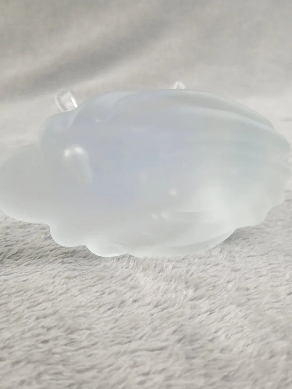 Vtg Hand Blown Art Glass Lovebirds Bluebirds Frosted Satin Wave Glass Figurine